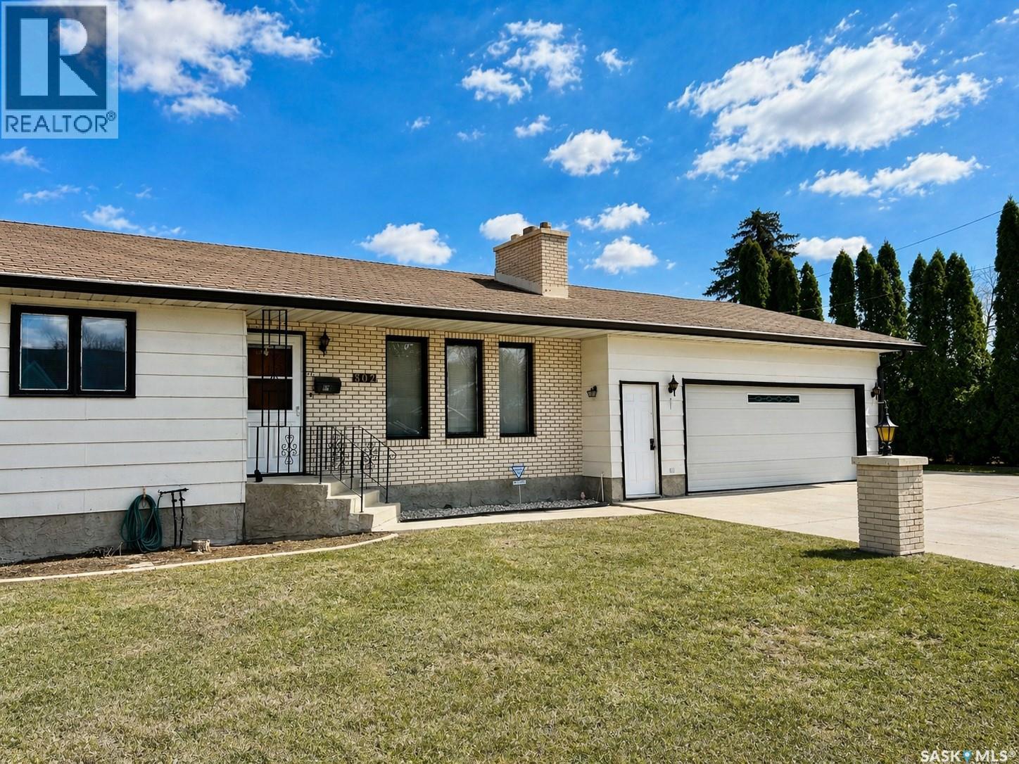802 7th Street E, Saskatoon, Saskatchewan  S7H 0Y4 - Photo 2 - SK034391