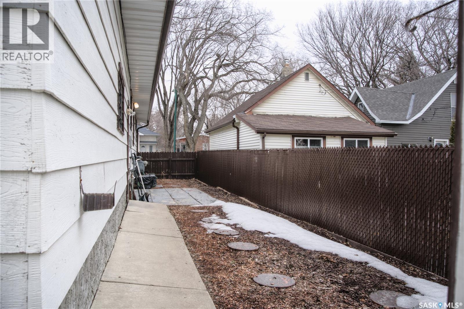 802 7th Street E, Saskatoon, Saskatchewan  S7H 0Y4 - Photo 38 - SK034391