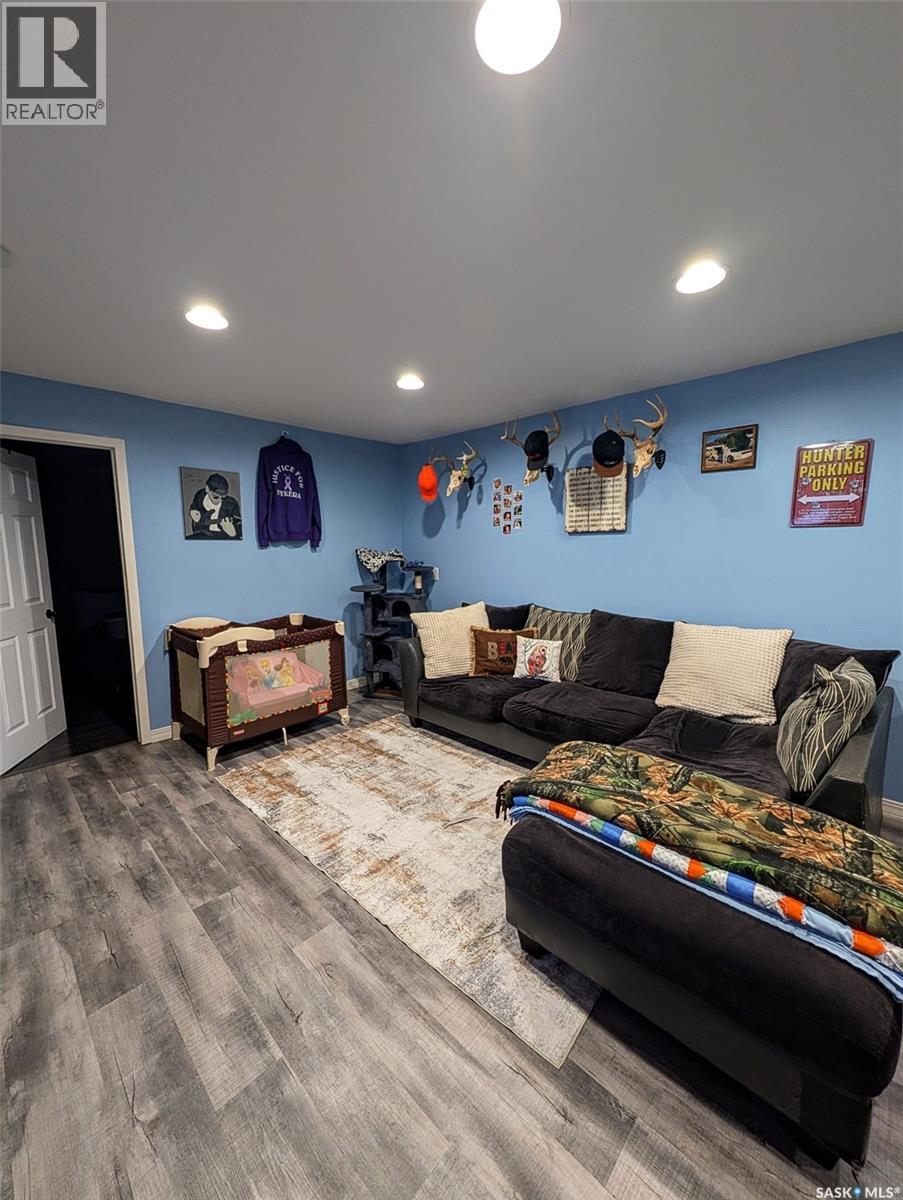 410 Maple Road W, Nipawin, Saskatchewan  S0E 1E0 - Photo 18 - SK034342