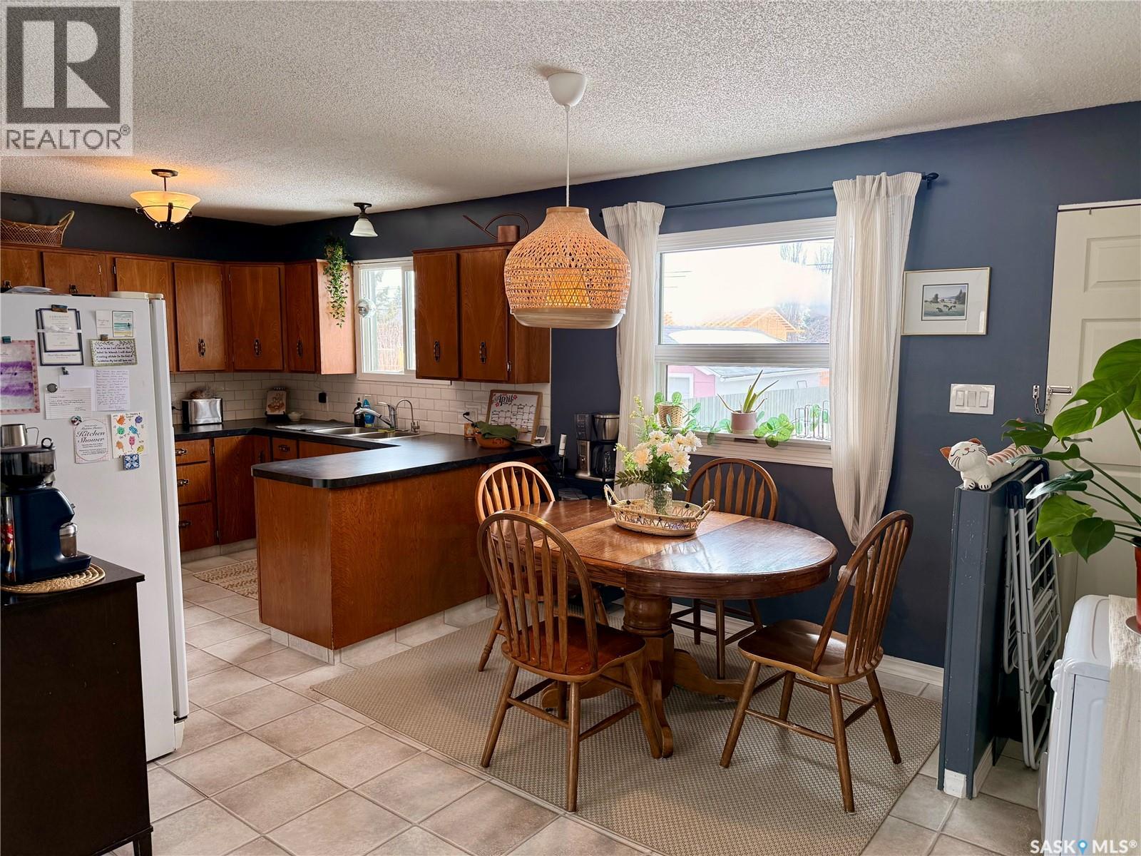 410 Maple Road W, Nipawin, Saskatchewan  S0E 1E0 - Photo 5 - SK034342