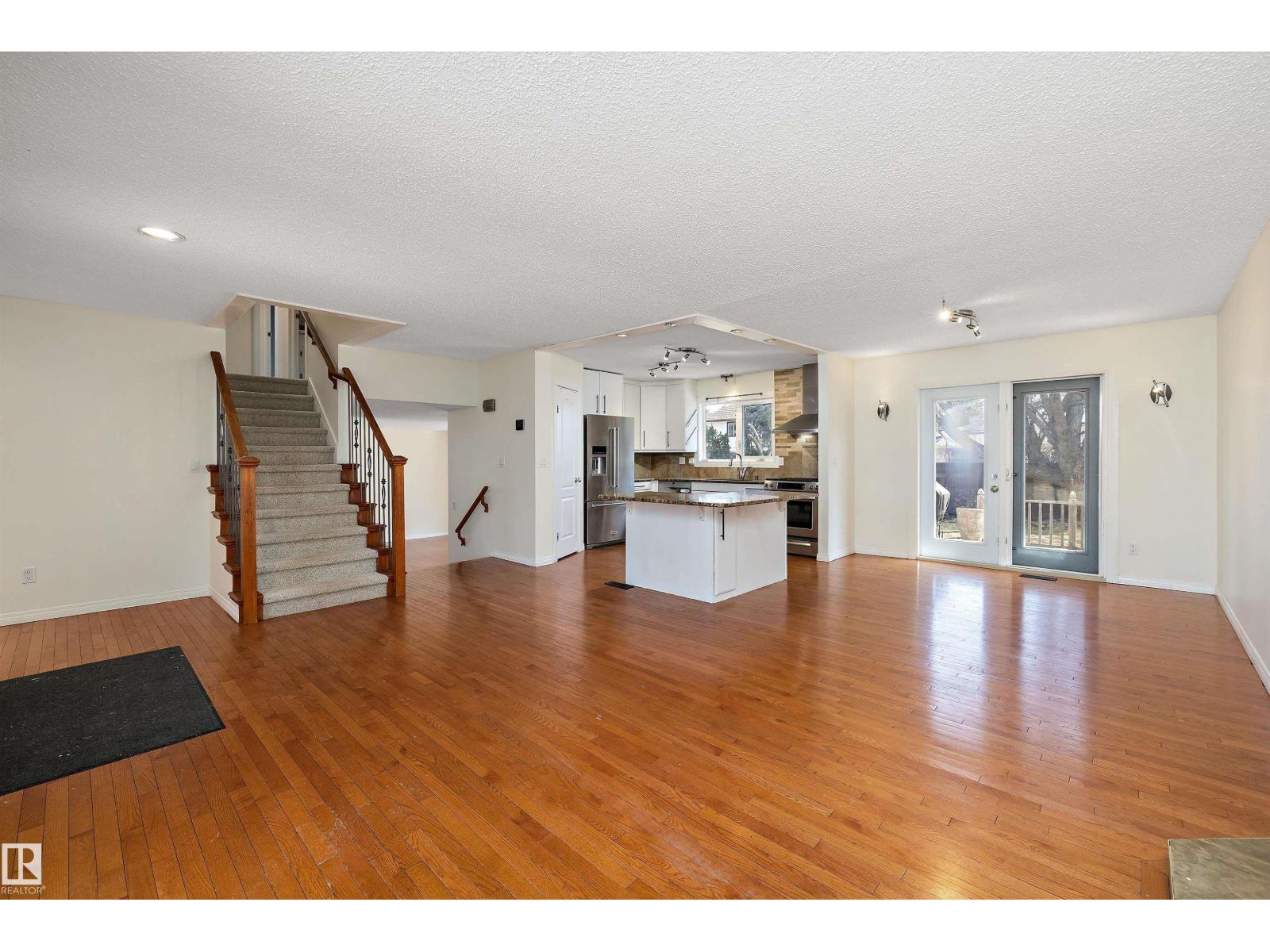 115 Walker Rd Nw, Edmonton, Alberta  T5T 4C2 - Photo 8 - E4485113