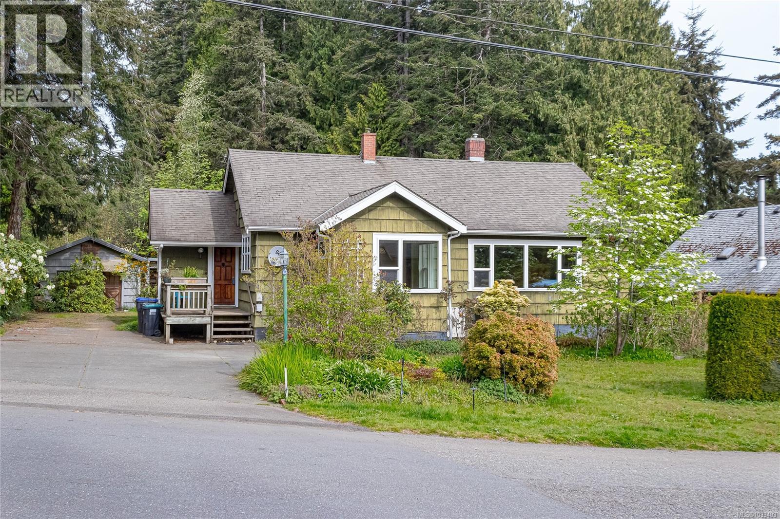 196 Kopina Dr, Bowser, British Columbia  V0R 1G0 - Photo 2 - 1033493
