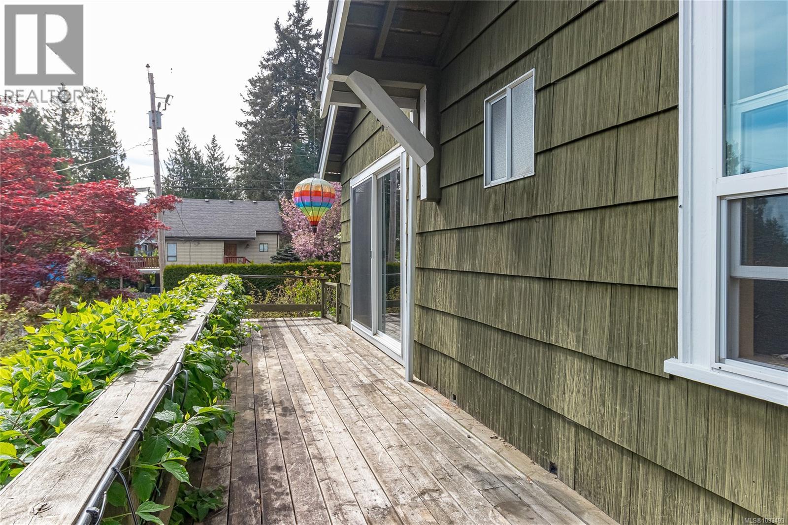 196 Kopina Dr, Bowser, British Columbia  V0R 1G0 - Photo 30 - 1033493