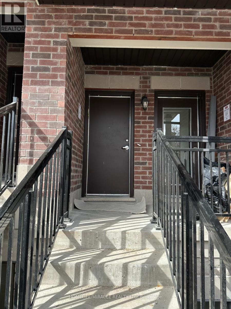 212 - 15100 Yonge Street, Aurora, Ontario  L4G 4C8 - Photo 3 - N13067412
