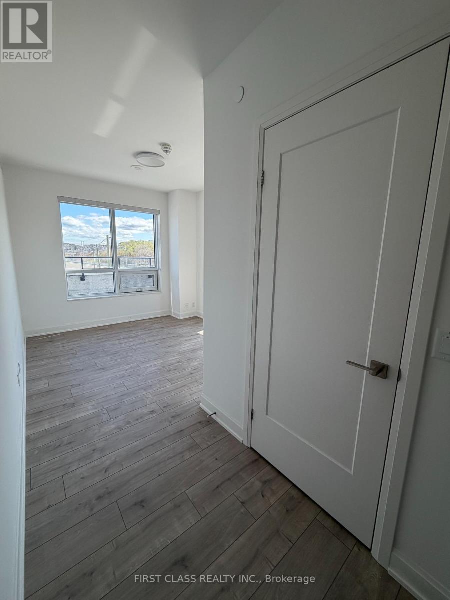205 - 8 Water Walk Drive, Markham, Ontario  L3R 6L5 - Photo 17 - N13067560