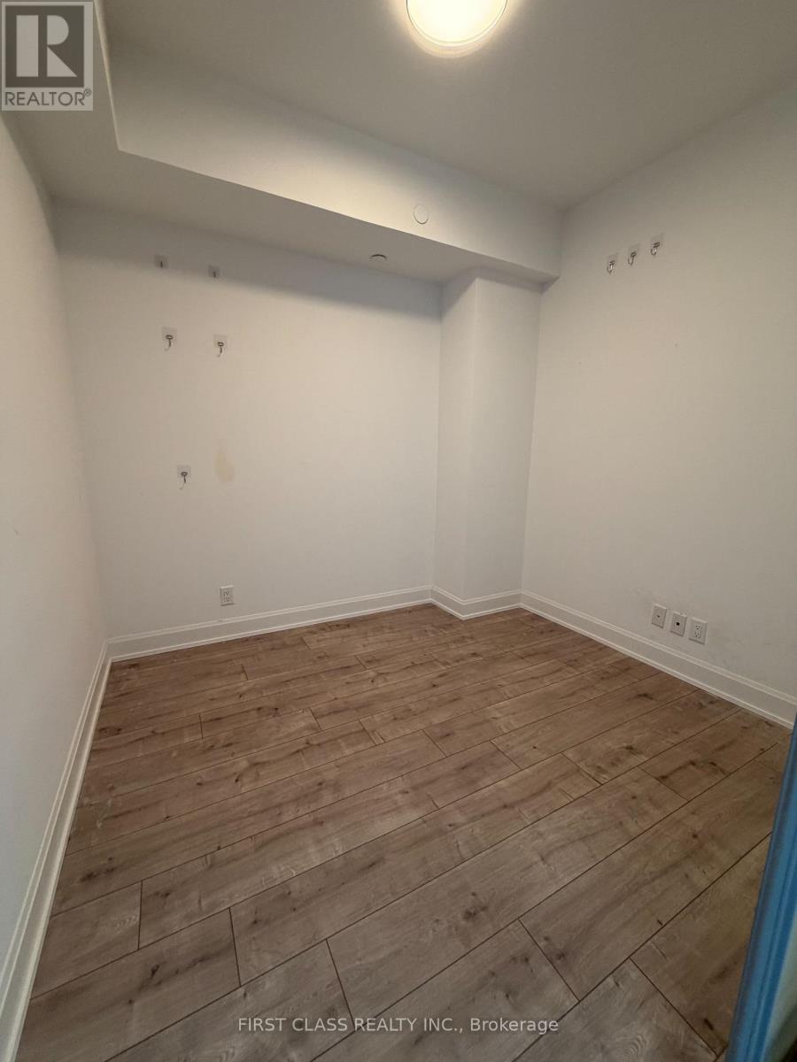205 - 8 Water Walk Drive, Markham, Ontario  L3R 6L5 - Photo 6 - N13067560