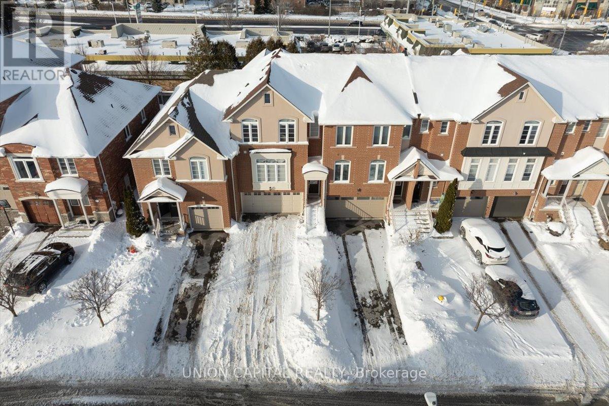 18 Honeywood Road, Vaughan, Ontario  L4J 9C2 - Photo 4 - N13067604