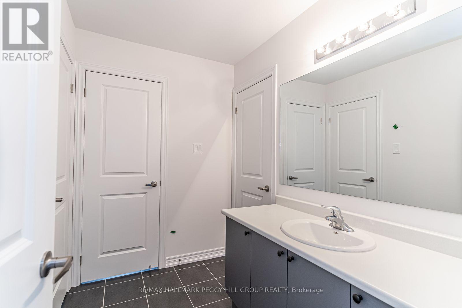 17 Baycroft Boulevard, Essa, Ontario  L3W 0L7 - Photo 13 - N13067674