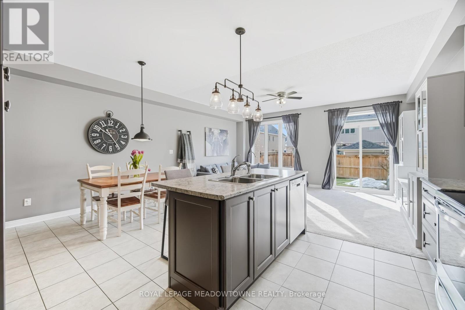 21 Sharpe Crescent, New Tecumseth, Ontario  L0G 1W0 - Photo 12 - N13067950