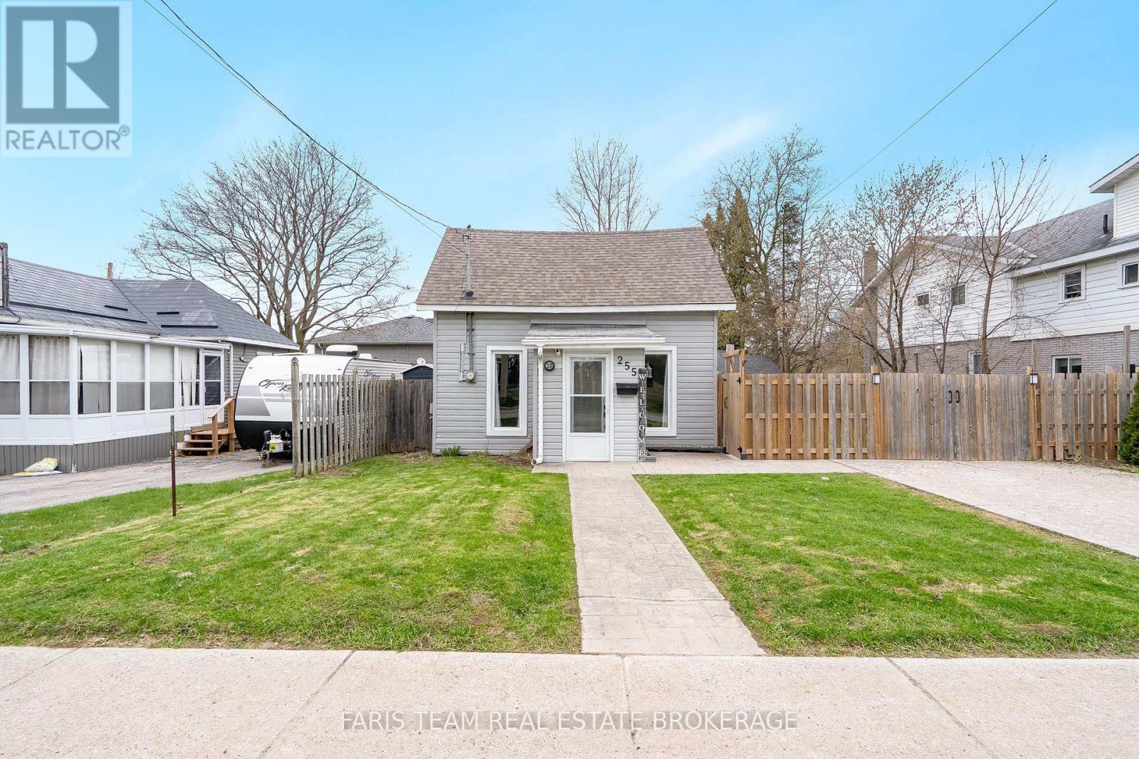 255 Lindsay Street, Midland, Ontario  L4R 2V3 - Photo 3 - S13067868