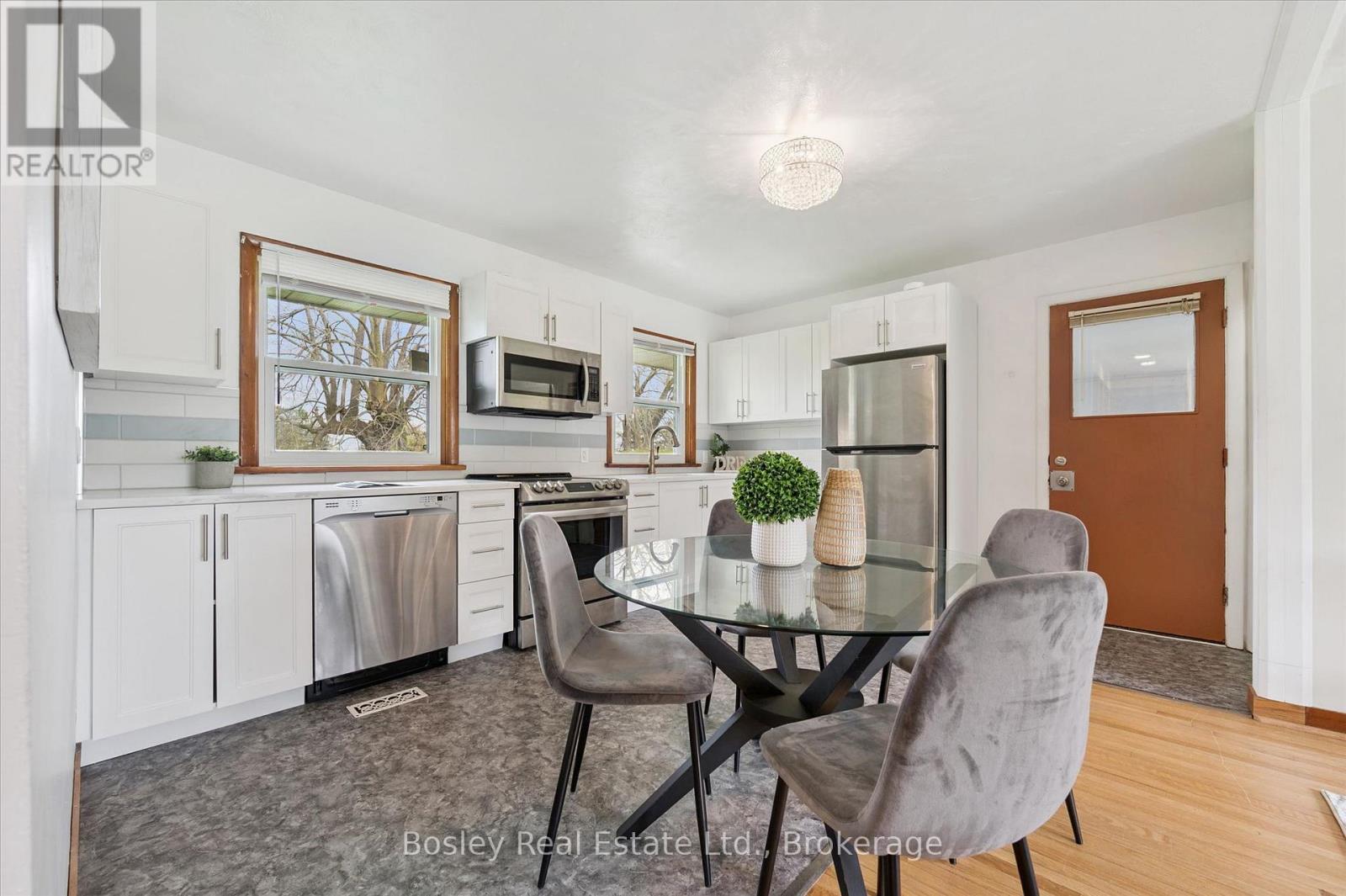 8 Gordon Street, Cambridge, Ontario  N1S 2G4 - Photo 10 - X12876652