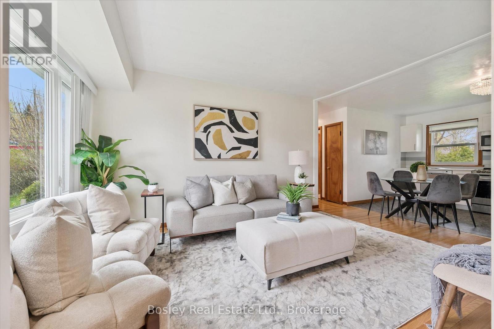 8 Gordon Street, Cambridge, Ontario  N1S 2G4 - Photo 6 - X12876652