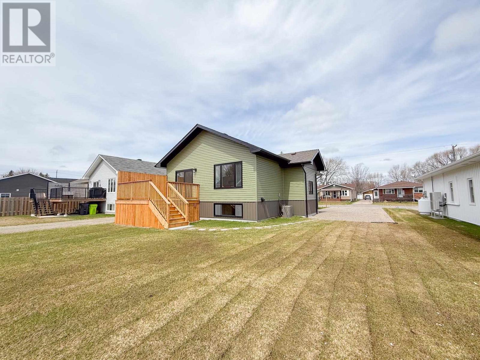 255 East Balfour St, Sault Ste. Marie, Ontario  P6C 1W9 - Photo 43 - SM253420