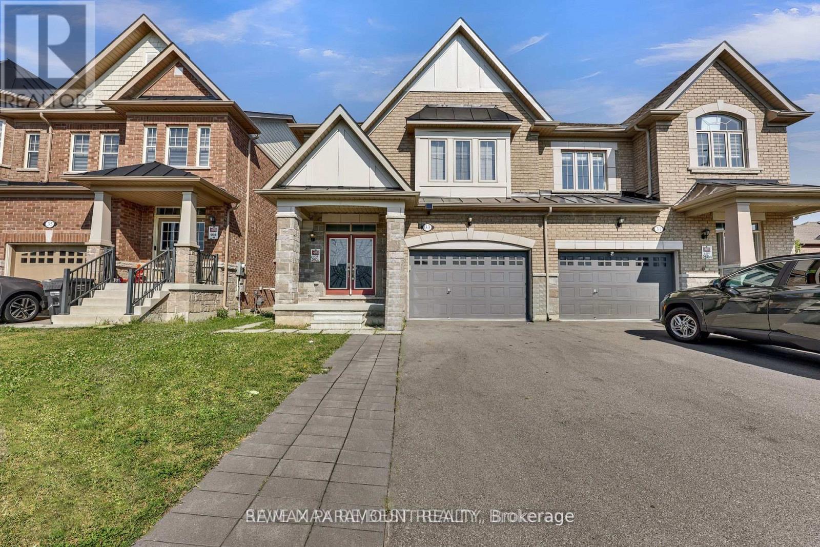 33 PEARMAN CRESCENT, Brampton, Ontario