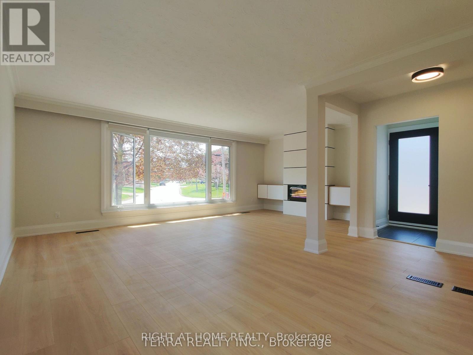 55 Glen Agar Drive, Toronto, Ontario  M9B 5M2 - Photo 3 - W13067428