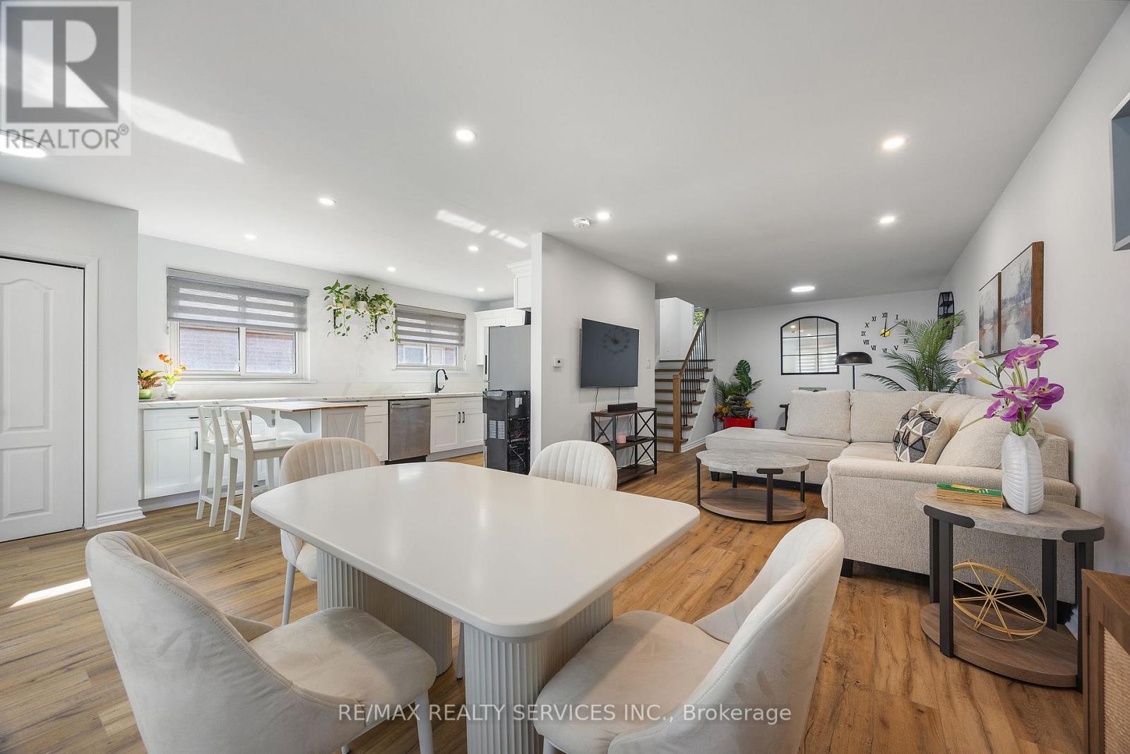 70 Wilton Drive, Brampton, Ontario  L6W 3A1 - Photo 16 - W13067460