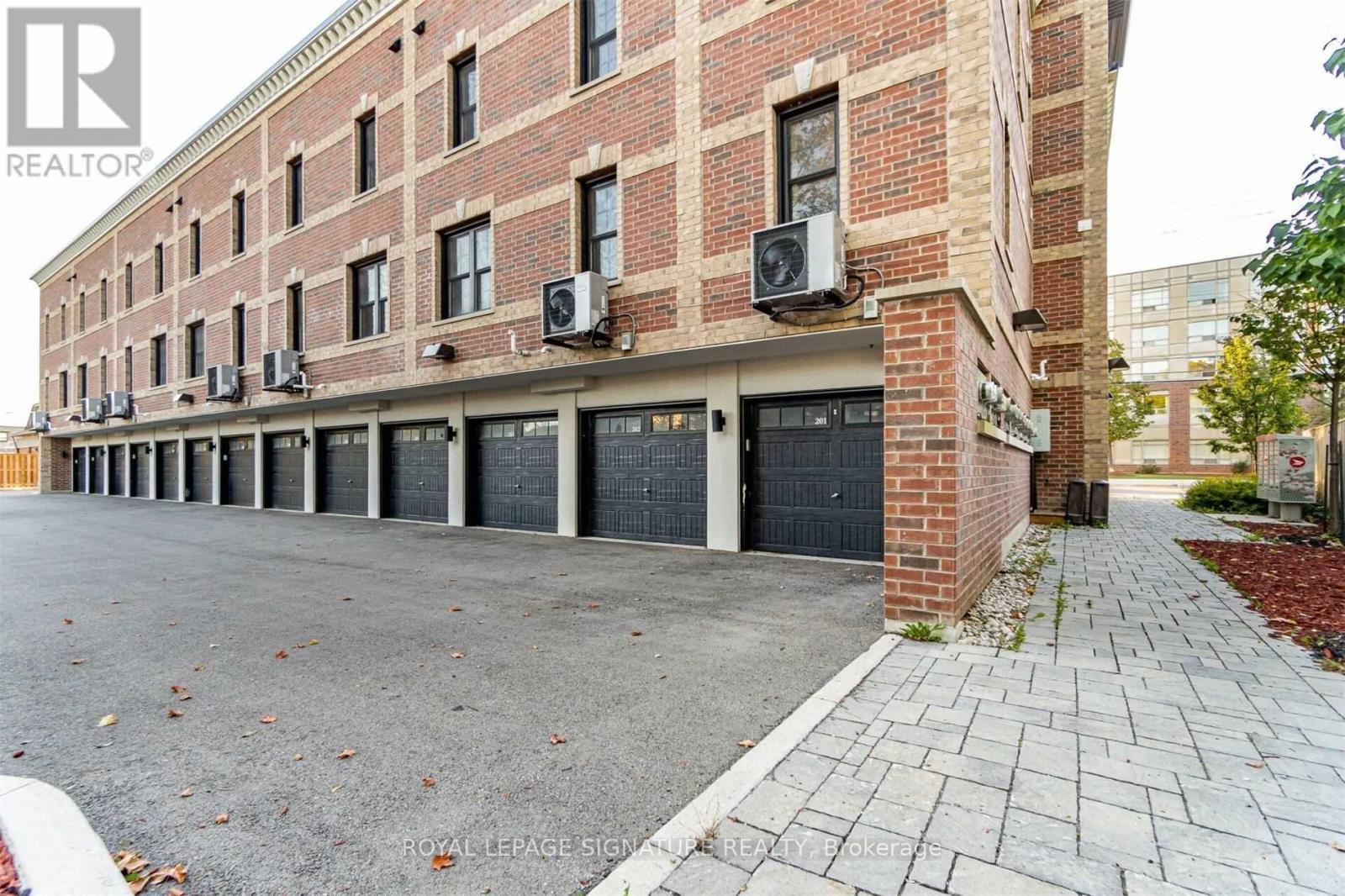 202 - 760 Lakeshore Road E, Mississauga, Ontario  L5E 1C7 - Photo 20 - W13067462