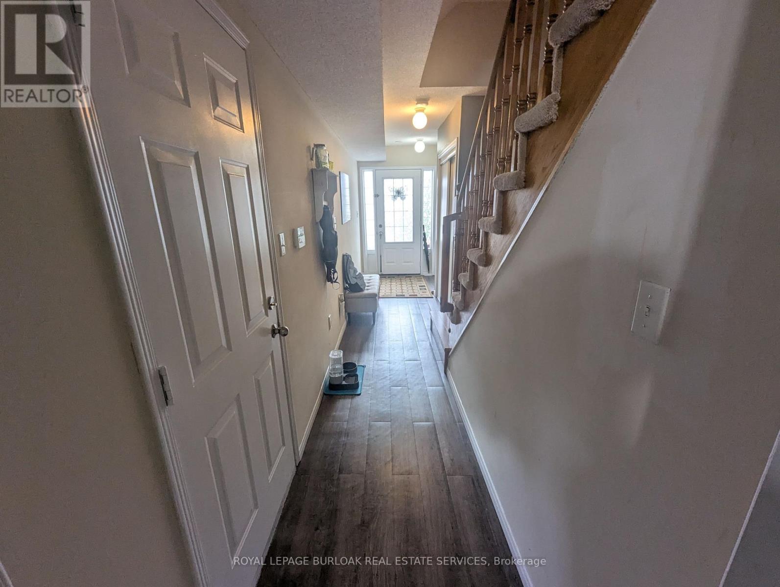 2307 Sutton Drive, Burlington, Ontario  L7L 6Z3 - Photo 16 - W13067476