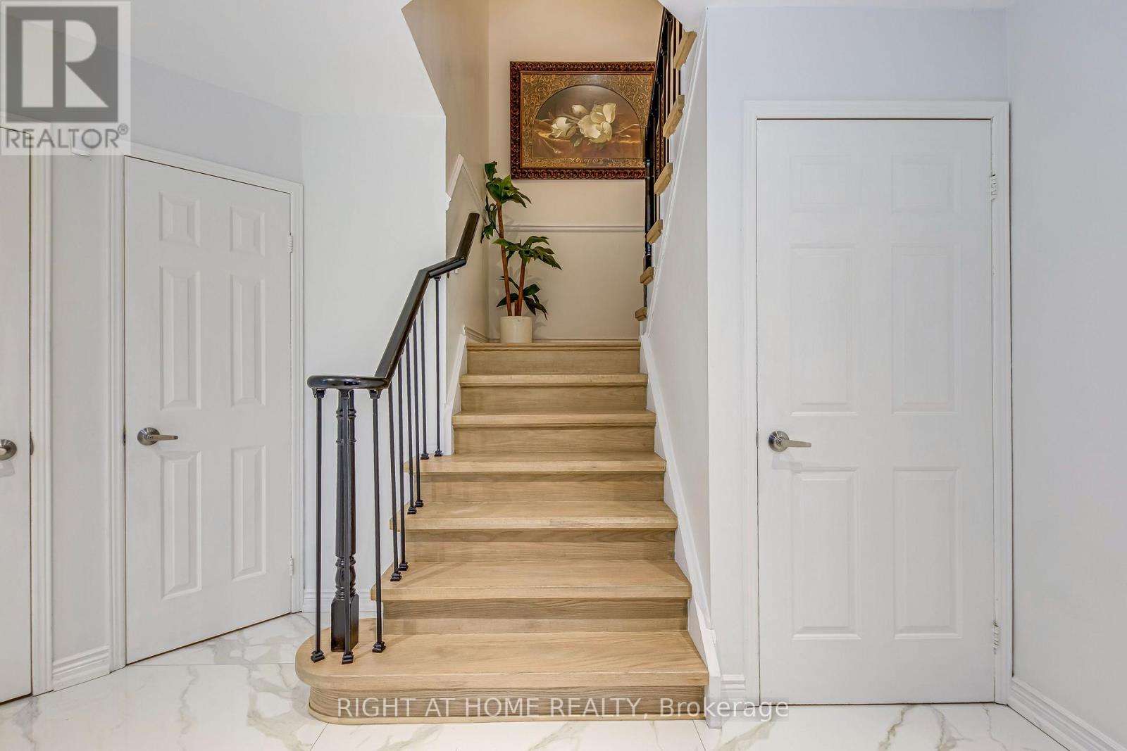 3233 Wilmar Crescent, Mississauga, Ontario  L5L 4B1 - Photo 18 - W13067502