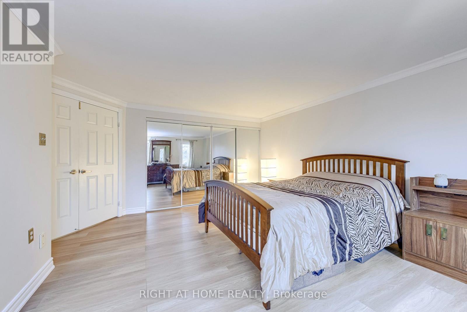 3233 Wilmar Crescent, Mississauga, Ontario  L5L 4B1 - Photo 22 - W13067502