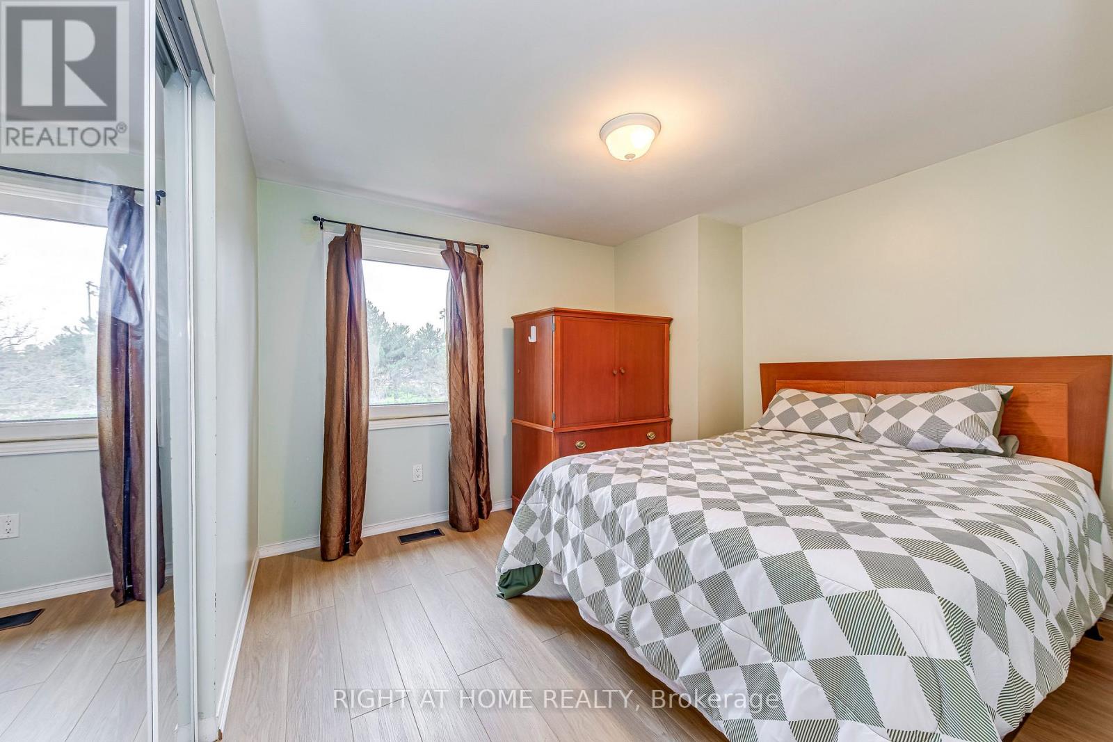 3233 Wilmar Crescent, Mississauga, Ontario  L5L 4B1 - Photo 30 - W13067502