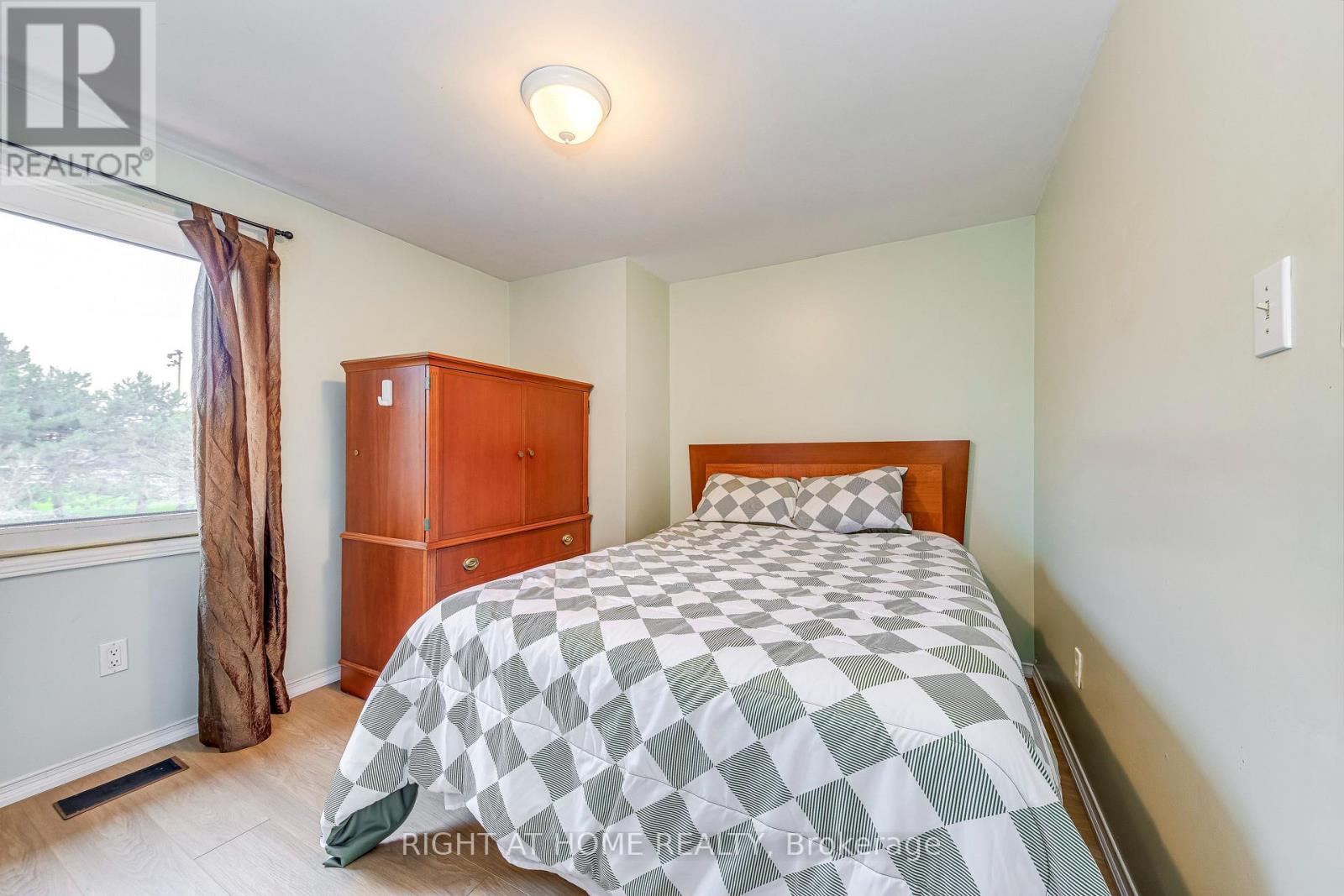 3233 Wilmar Crescent, Mississauga, Ontario  L5L 4B1 - Photo 31 - W13067502