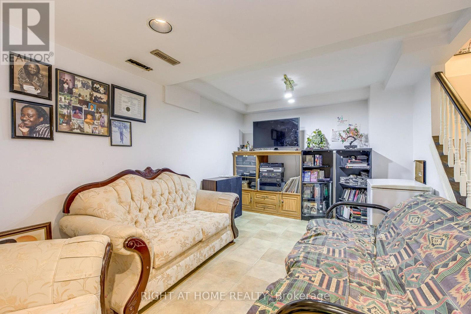 3233 Wilmar Crescent, Mississauga, Ontario  L5L 4B1 - Photo 35 - W13067502