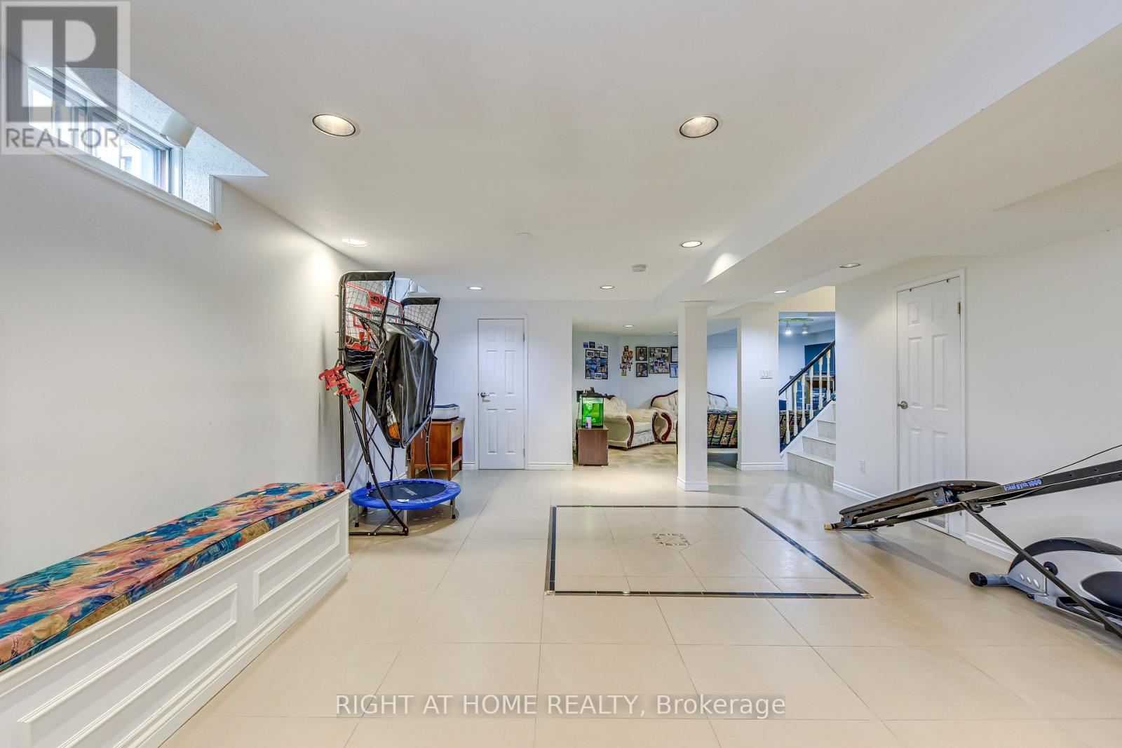 3233 Wilmar Crescent, Mississauga, Ontario  L5L 4B1 - Photo 39 - W13067502