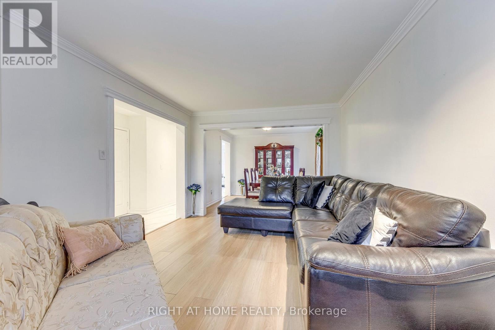 3233 Wilmar Crescent, Mississauga, Ontario  L5L 4B1 - Photo 6 - W13067502
