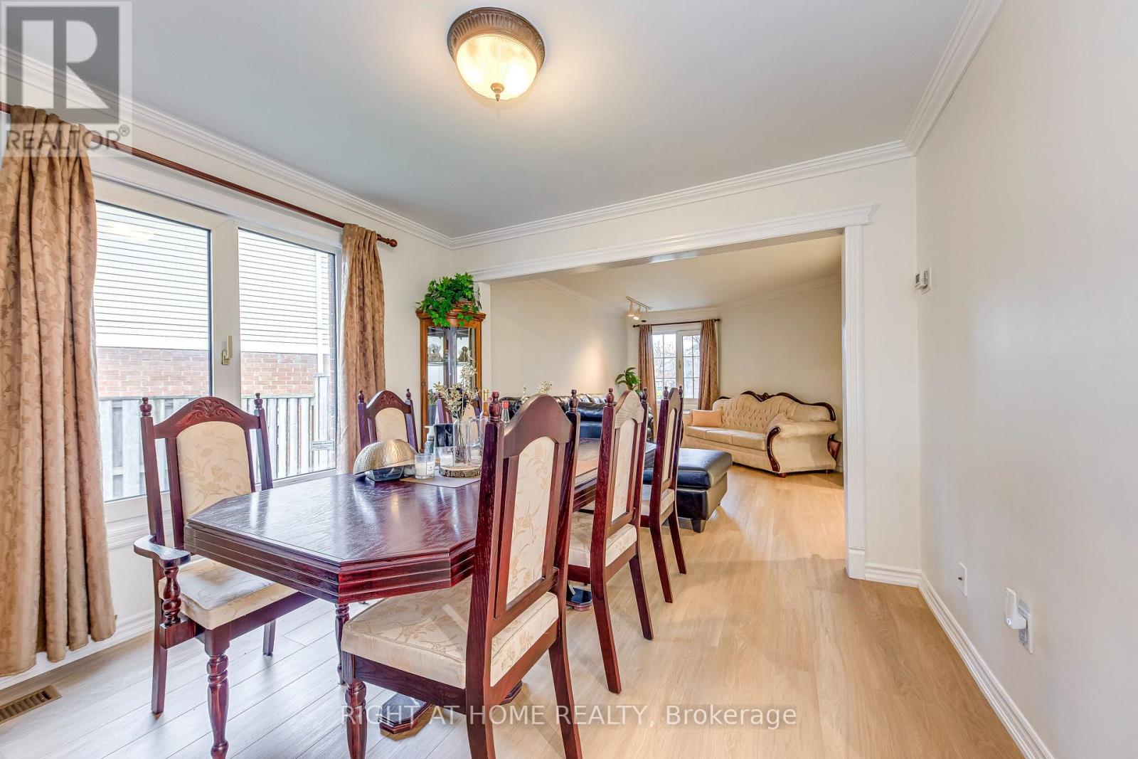 3233 Wilmar Crescent, Mississauga, Ontario  L5L 4B1 - Photo 8 - W13067502
