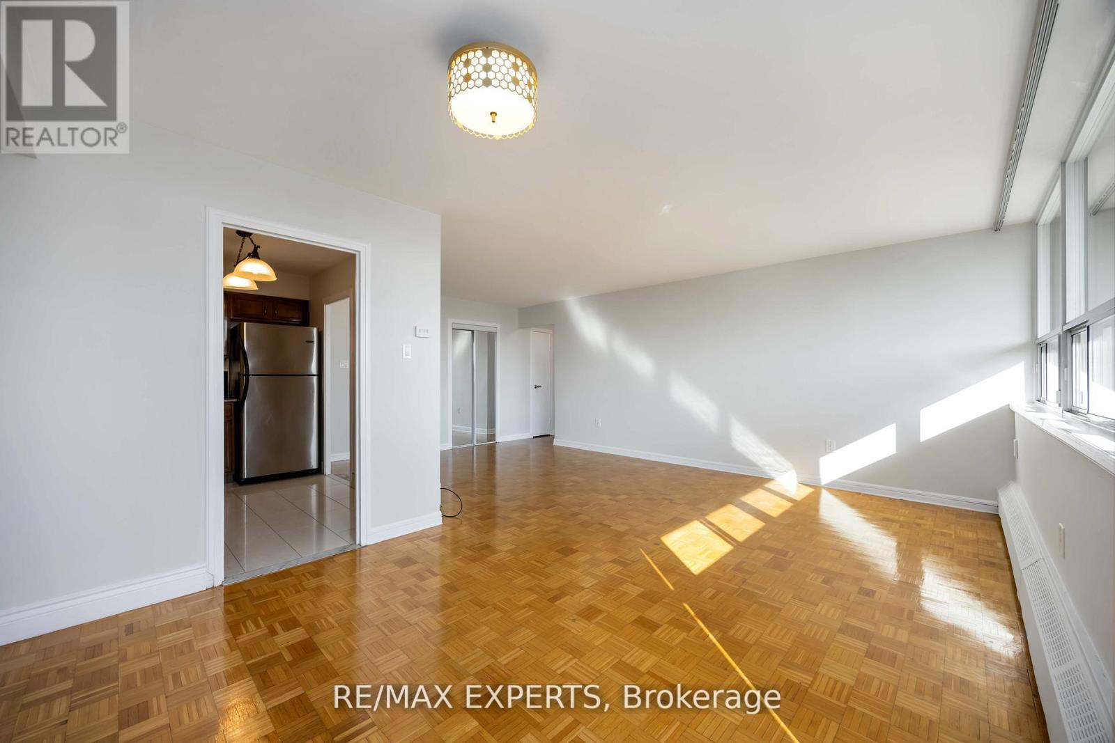612 - 360 Ridelle Avenue, Toronto, Ontario  M6B 1K1 - Photo 12 - W13067506