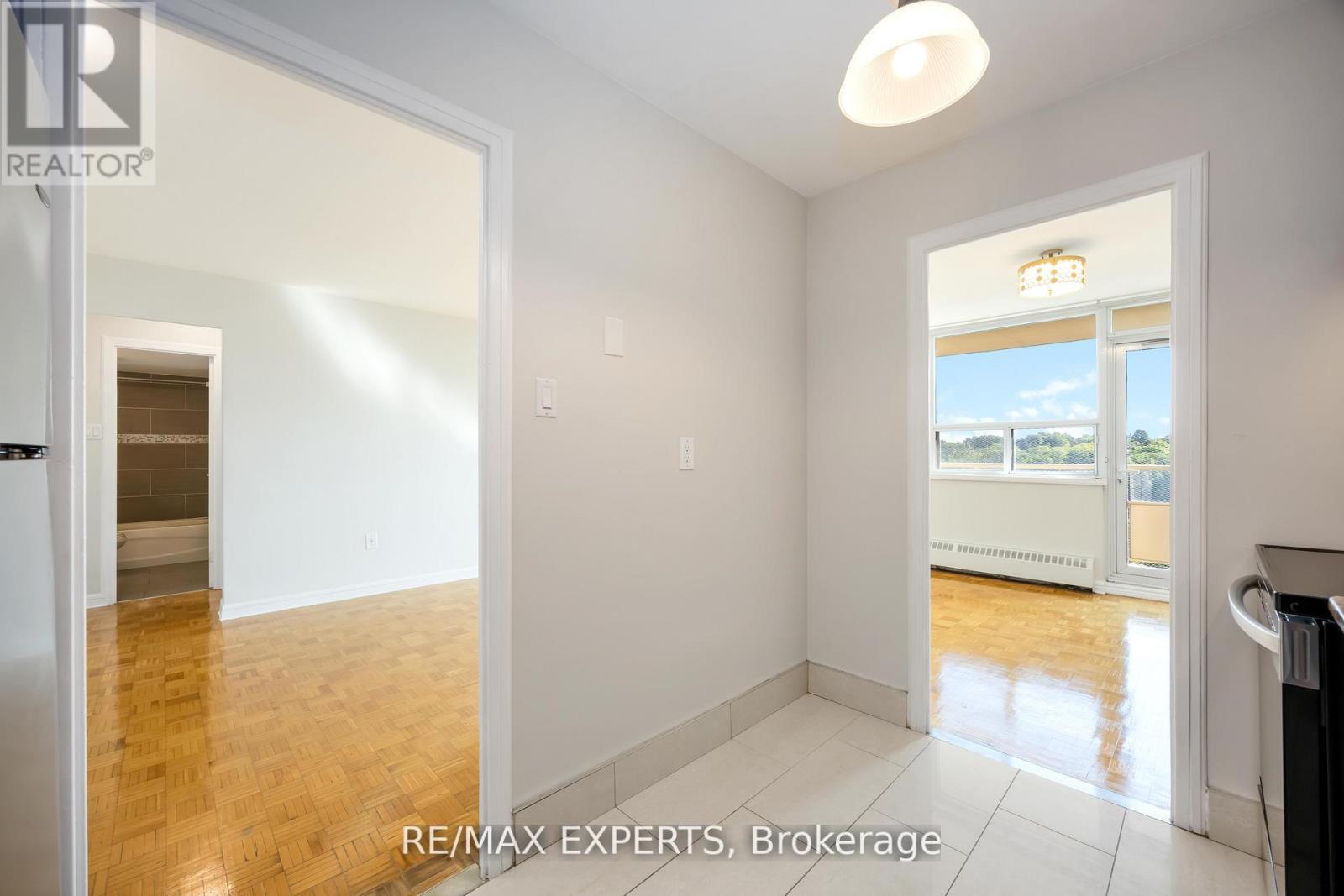 612 - 360 Ridelle Avenue, Toronto, Ontario  M6B 1K1 - Photo 15 - W13067506