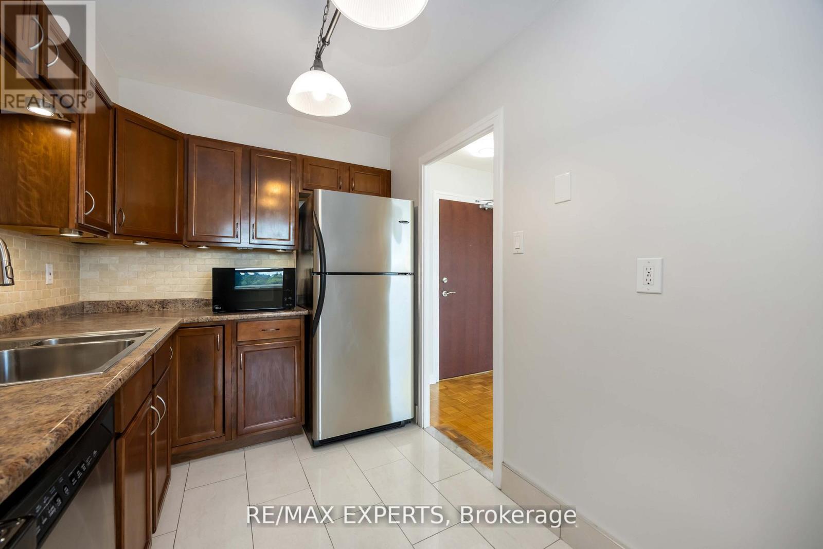 612 - 360 Ridelle Avenue, Toronto, Ontario  M6B 1K1 - Photo 16 - W13067506