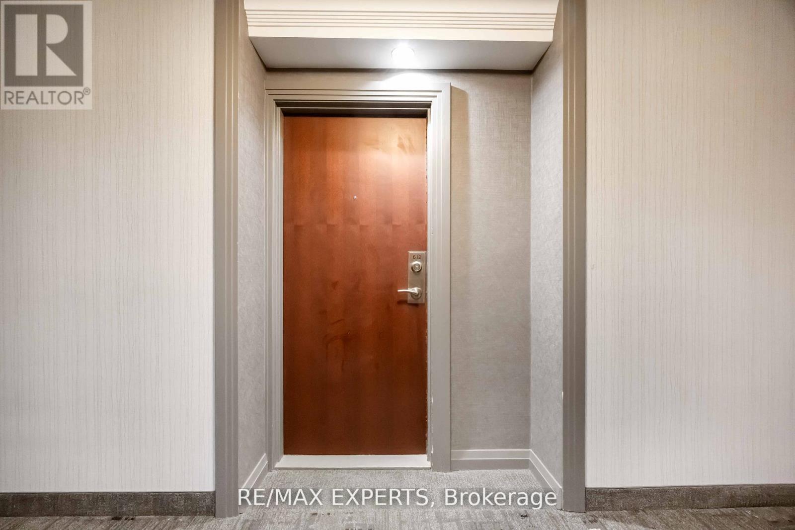 612 - 360 Ridelle Avenue, Toronto, Ontario  M6B 1K1 - Photo 4 - W13067506