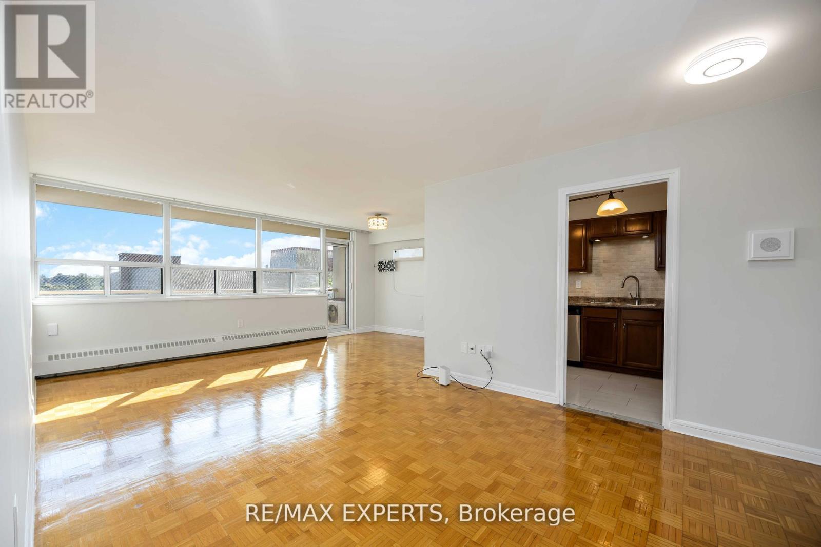 612 - 360 Ridelle Avenue, Toronto, Ontario  M6B 1K1 - Photo 7 - W13067506