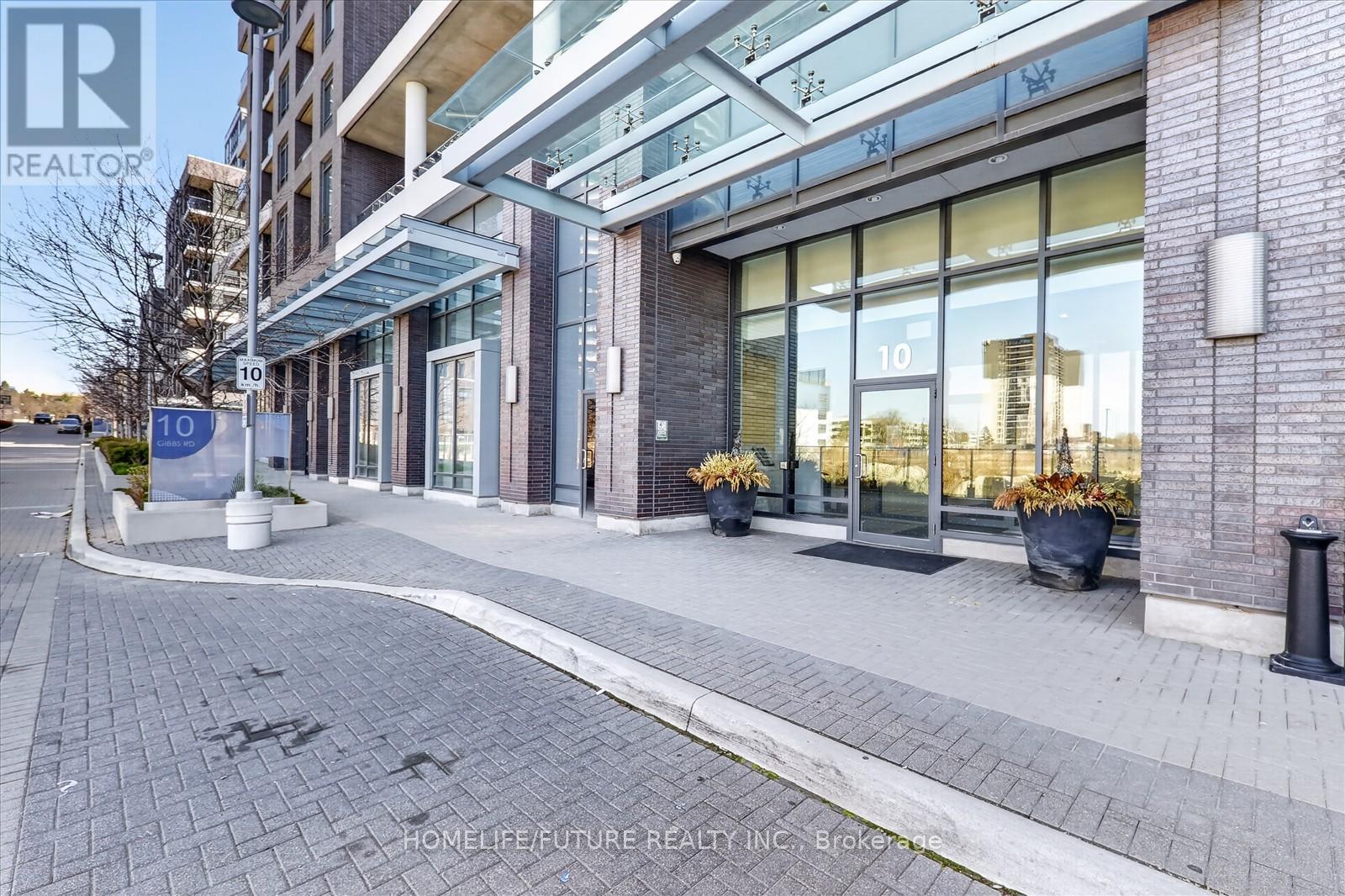 1005 - 10 Gibbs Road, Toronto, Ontario  M9B 0E2 - Photo 4 - W13067628