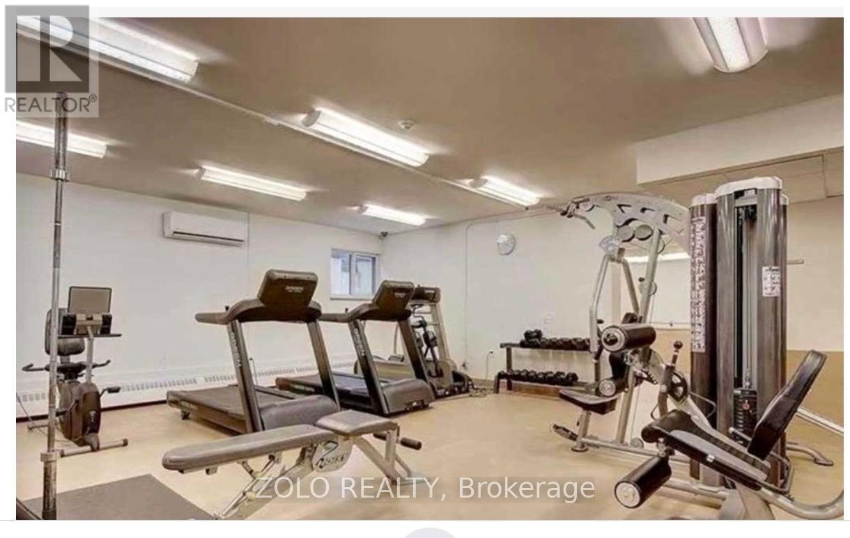 1205 - 360 Ridelle Avenue, Toronto, Ontario  M6B 1K1 - Photo 11 - W13067658