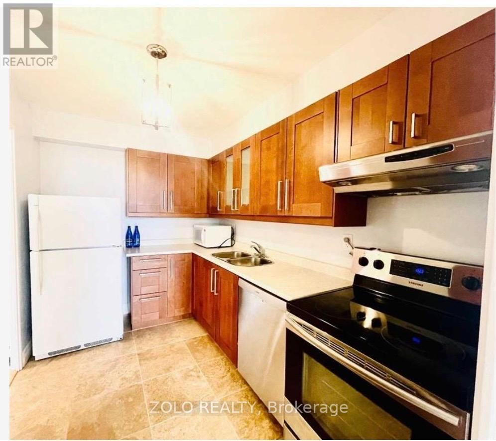 1205 - 360 Ridelle Avenue, Toronto, Ontario  M6B 1K1 - Photo 5 - W13067658