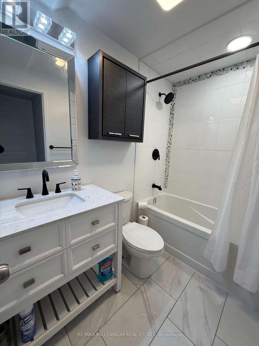 2005 - 3 Hickory Tree Road, Toronto, Ontario  M9N 3W5 - Photo 13 - W13067764