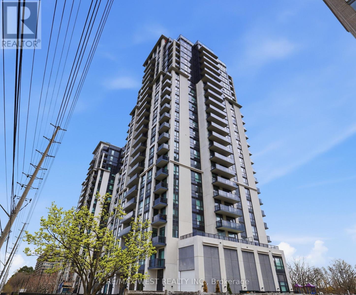 1310 - 202 BURNHAMTHORPE ROAD E, Mississauga, Ontario