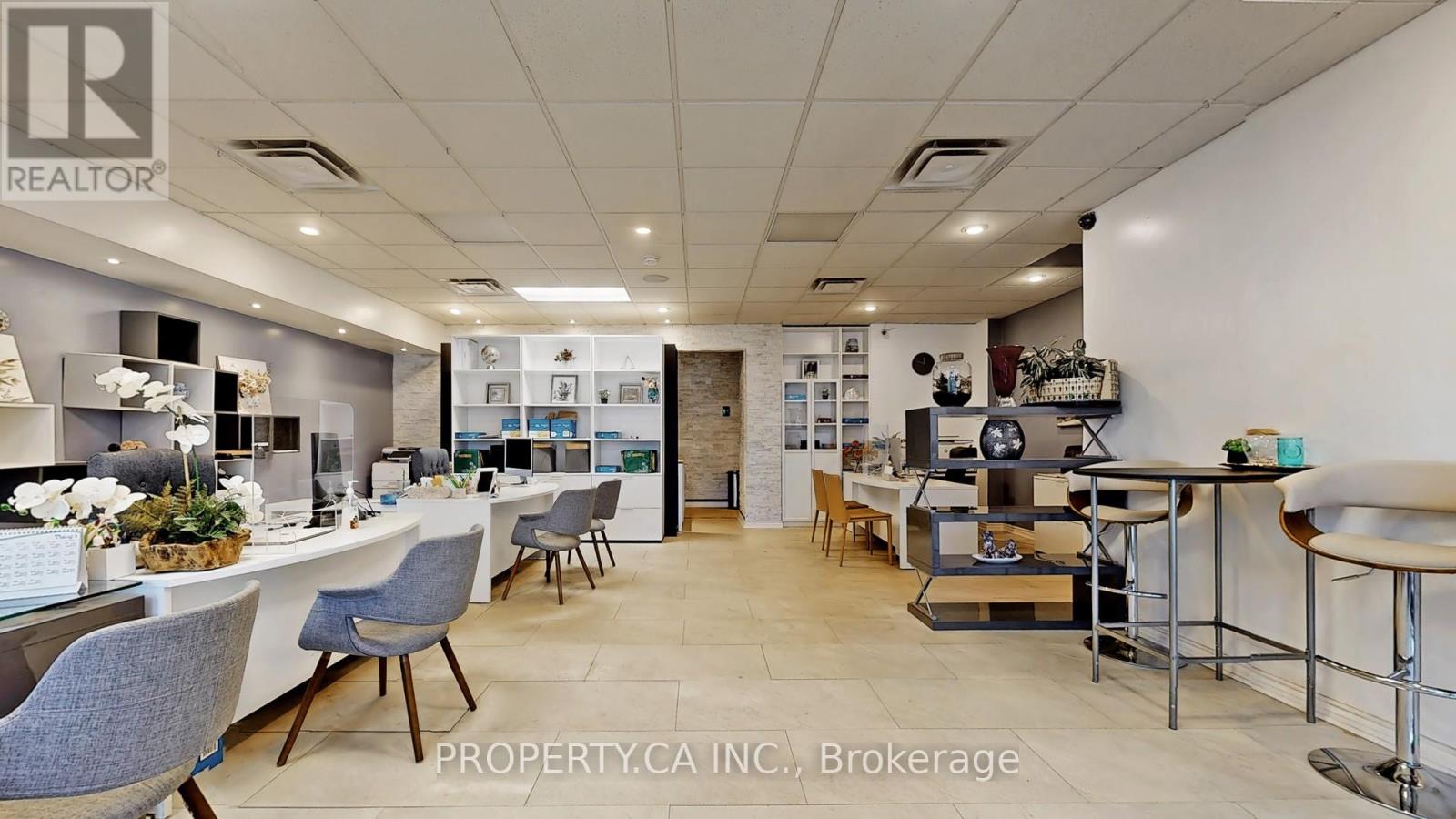1784 Jane Street, Toronto, Ontario  M9N 2T2 - Photo 4 - W13067858