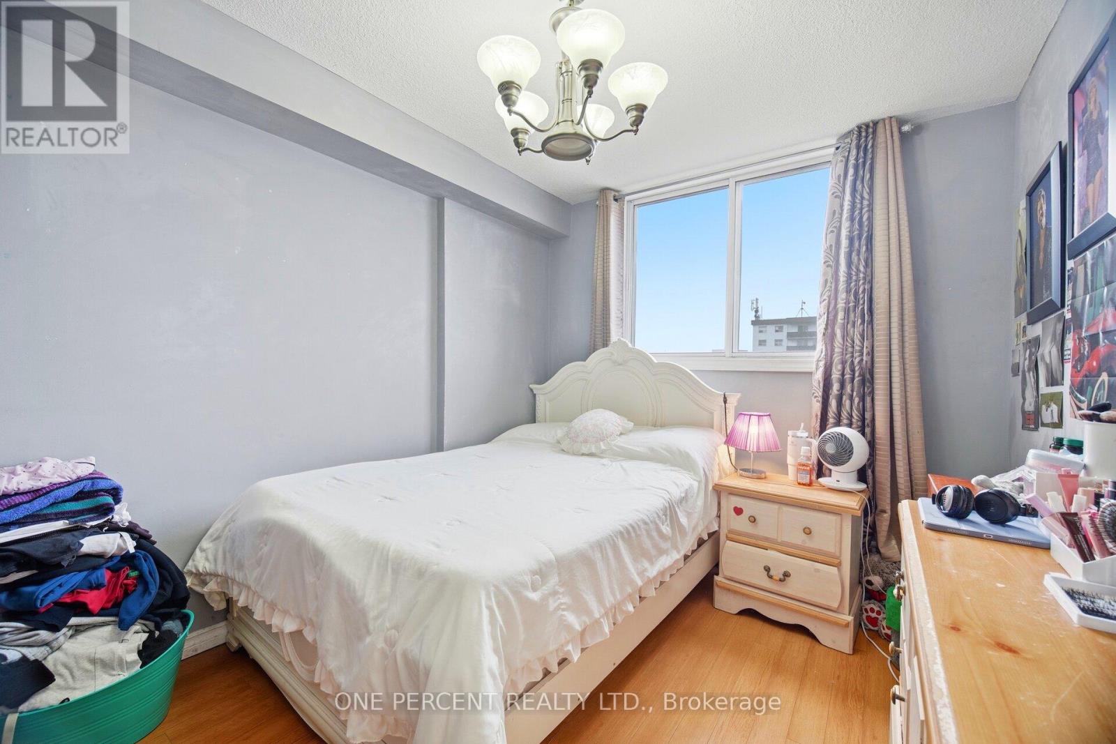 #1110 - 1100 Caven Street, Mississauga, Ontario  L5G 4N3 - Photo 25 - W13067878