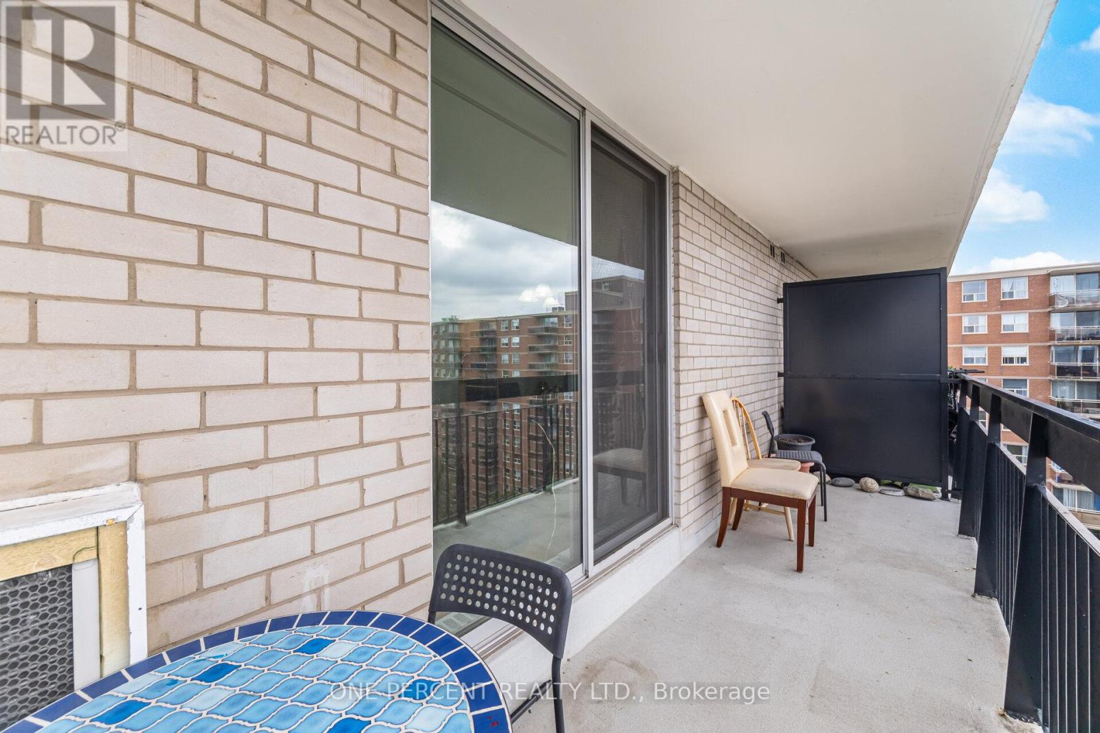 #1110 - 1100 Caven Street, Mississauga, Ontario  L5G 4N3 - Photo 27 - W13067878
