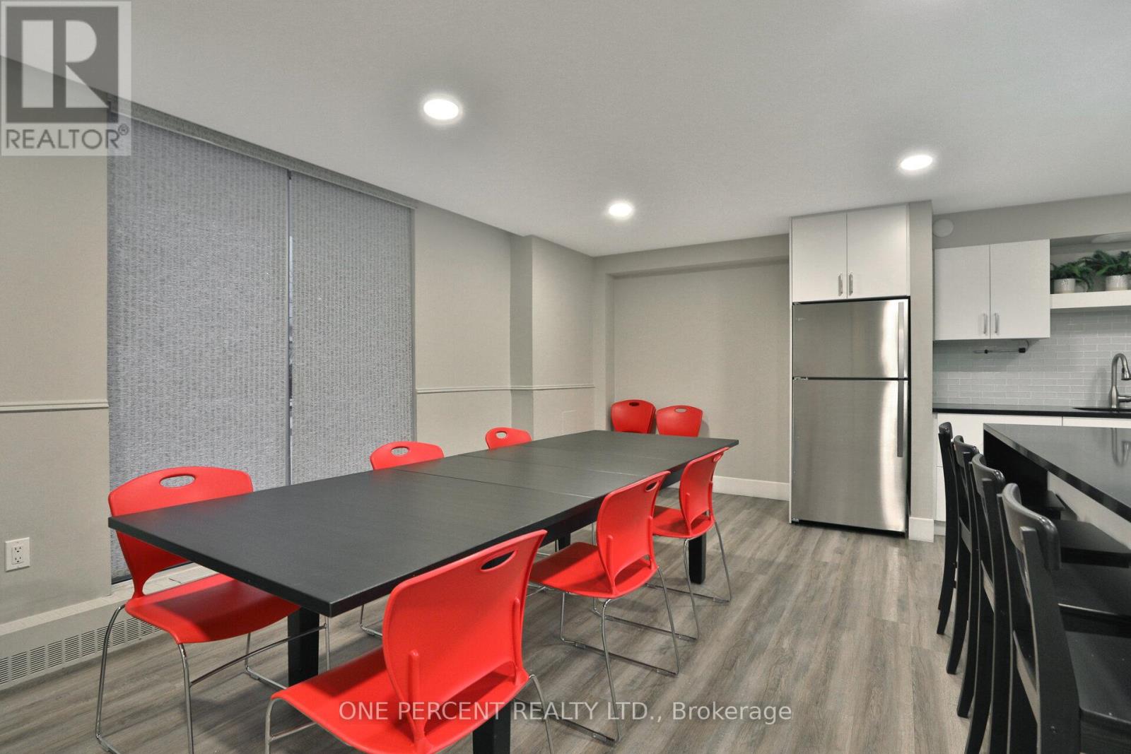 #1110 - 1100 Caven Street, Mississauga, Ontario  L5G 4N3 - Photo 35 - W13067878
