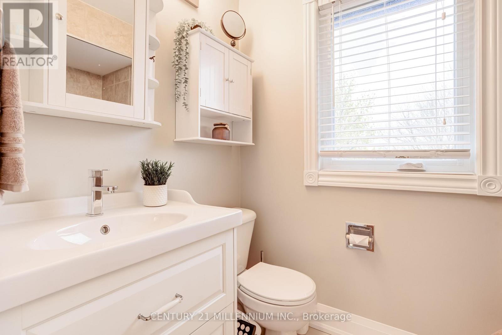8 Shenstone Avenue, Brampton, Ontario  L6Z 2Y6 - Photo 20 - W13067966