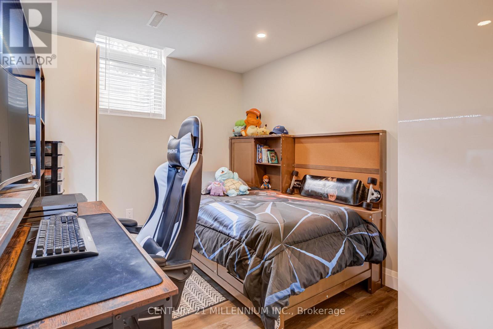 8 Shenstone Avenue, Brampton, Ontario  L6Z 2Y6 - Photo 24 - W13067966