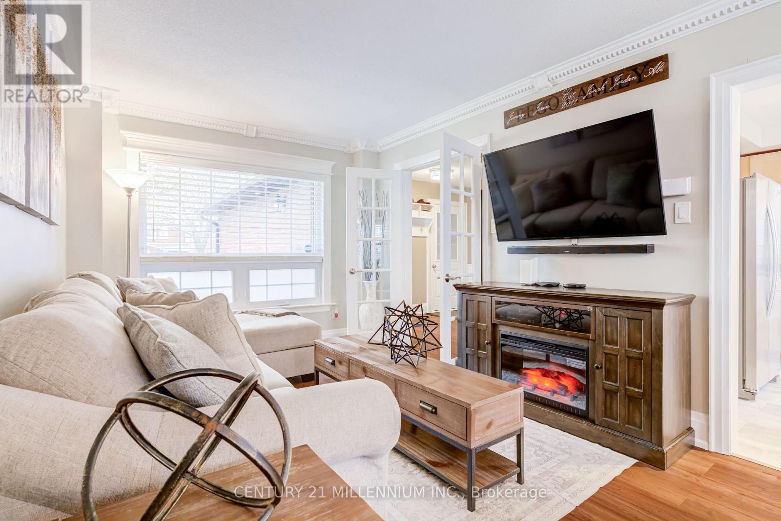 8 Shenstone Avenue, Brampton, Ontario  L6Z 2Y6 - Photo 8 - W13067966