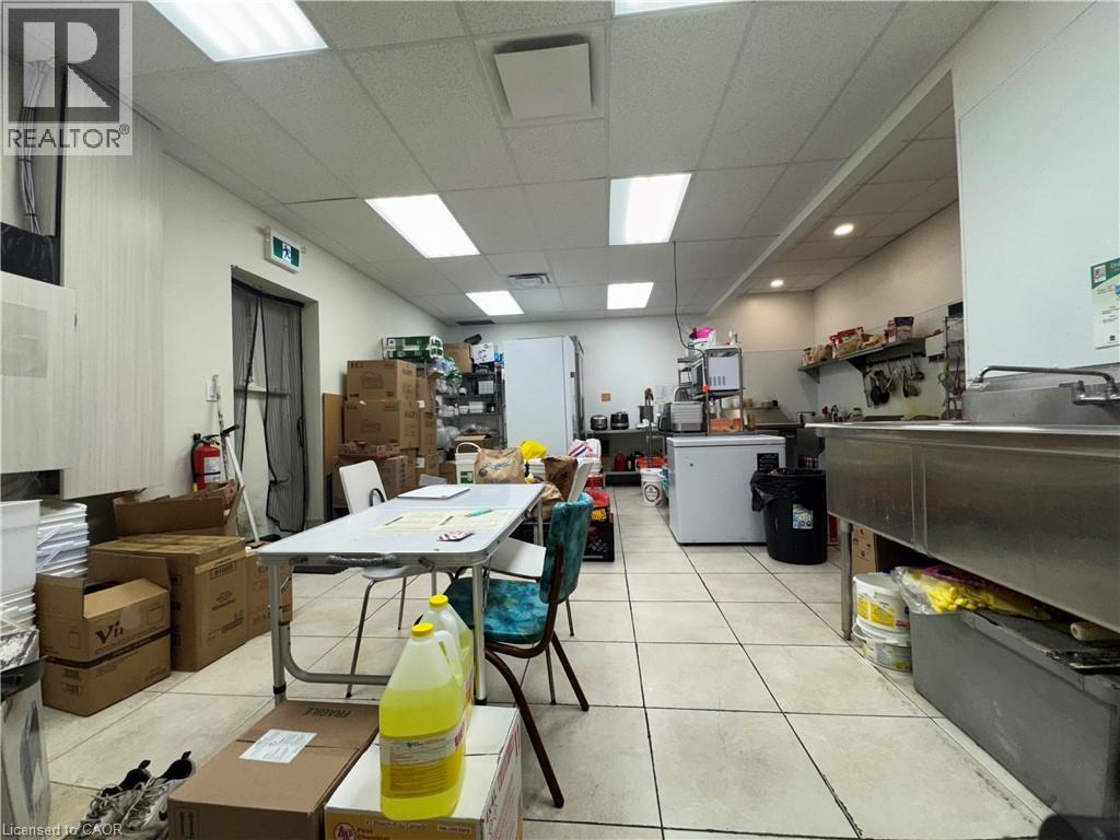 1050 Paramount Drive Unit# 13, Stoney Creek, Ontario  L8J 1P8 - Photo 30 - 40826054
