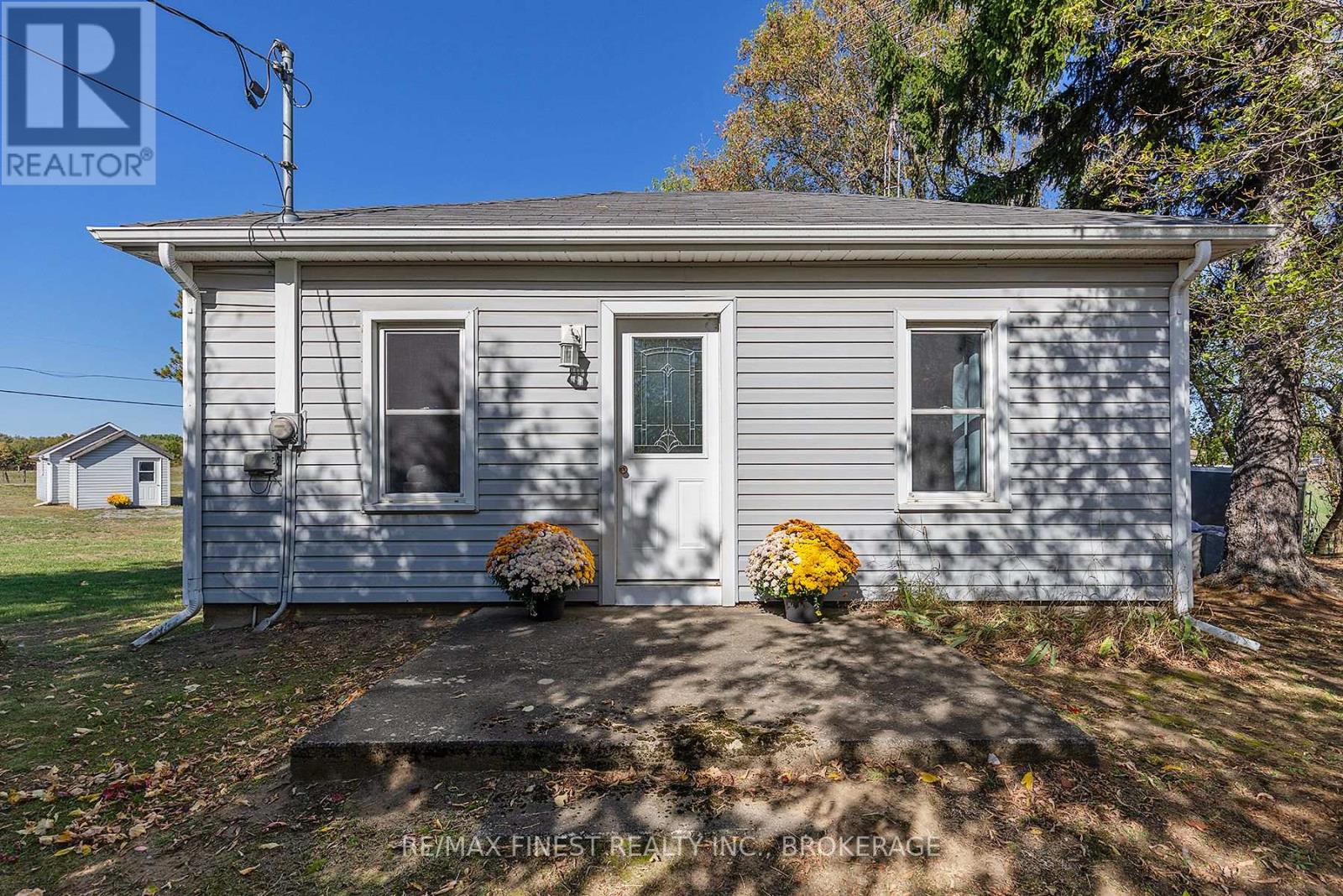 1018 OAK FLATS ROAD, Frontenac, Ontario