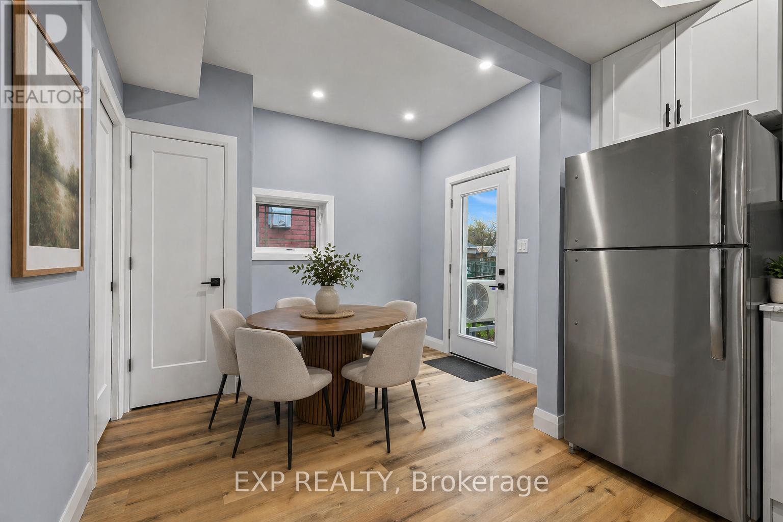 24 East 24th Street, Hamilton, Ontario  L8V 2X7 - Photo 17 - X13067426